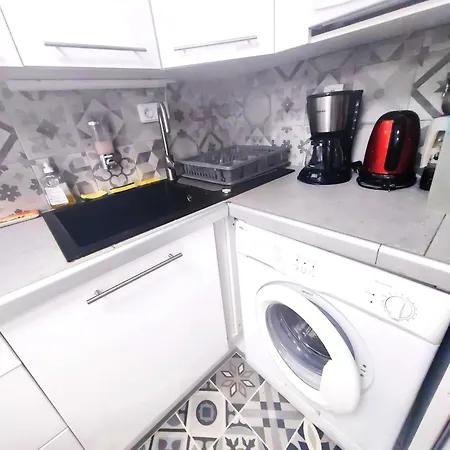 Cap D'agde: Joli T2 Climatise A 50m Plage, 4 Pers - Fr-1-607-227 Apartmán *